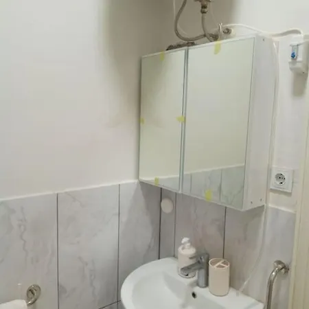 Διαμέρισμα Merkezi Konumda Genis Stuedyo